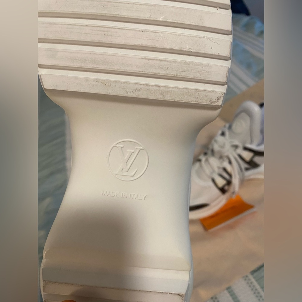 Louis Vuitton White and Brown Size 37 - Picture 7 of 8